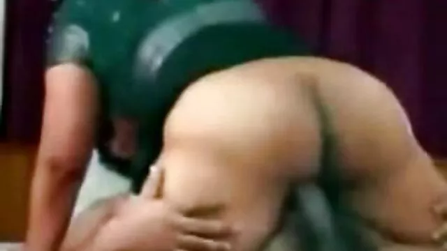 Animadora se sienta en el mejor porno latino la cara de los atletas