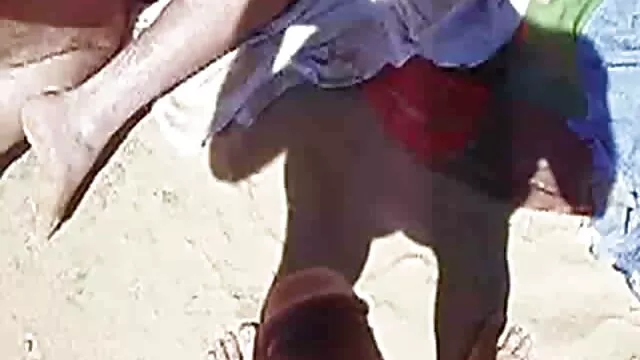 Une vieille se xxxmaduraslatinas profite d'un double plaisir de Clessemperor