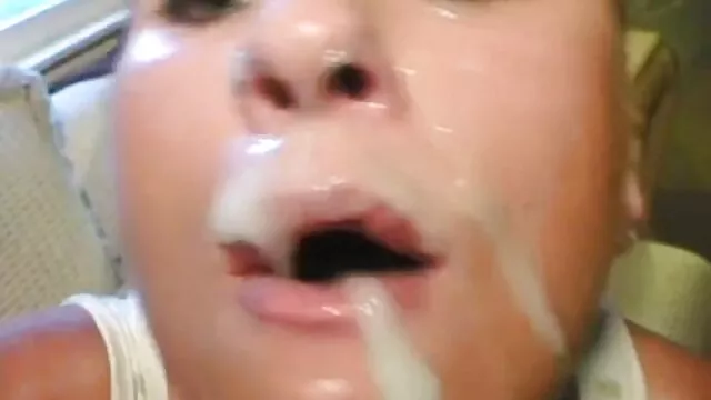 Kerry Marie, No Pierde Tiempo Para Cachondearse amateur latino casero