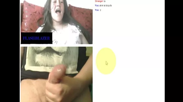 Chica pornolatino con chica 306